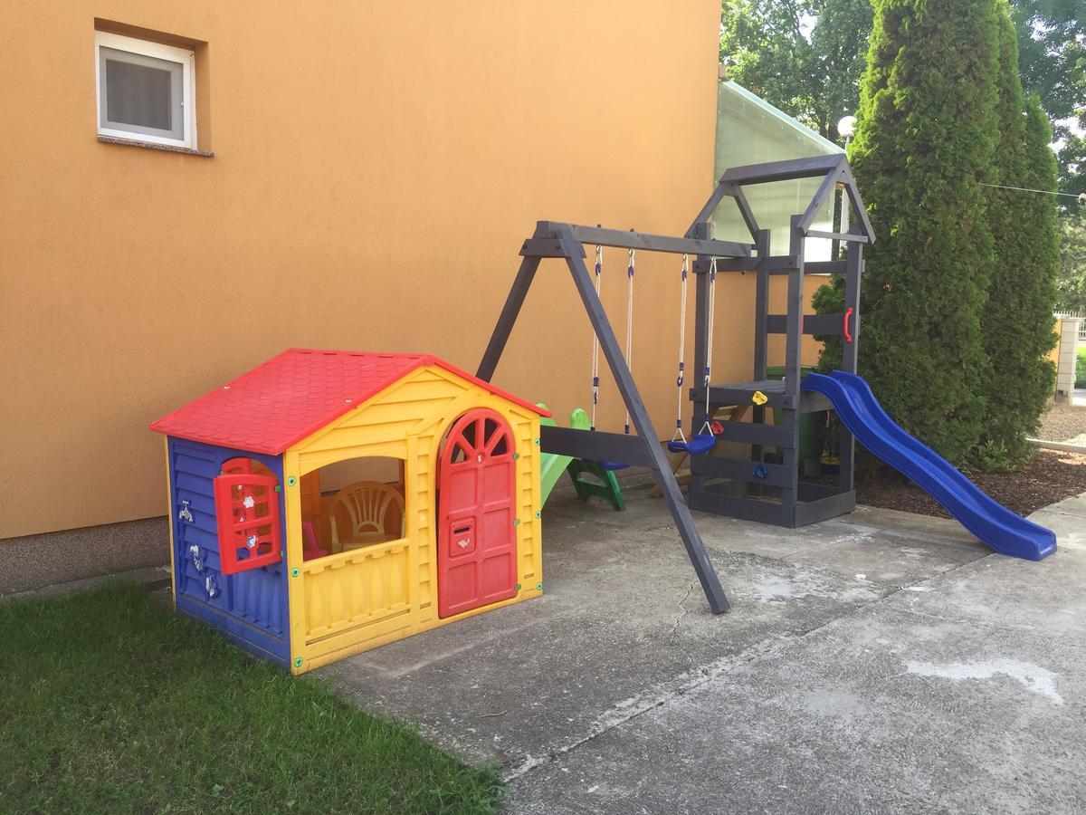 Sunrise Apartment Hajdúszoboszló Zewnętrze zdjęcie