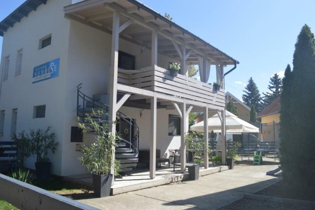 Sunrise Apartment Hajdúszoboszló Zewnętrze zdjęcie
