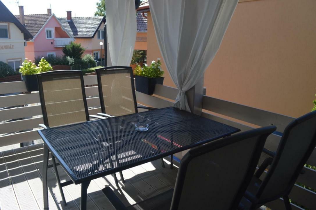 Sunrise Apartment Hajdúszoboszló Zewnętrze zdjęcie